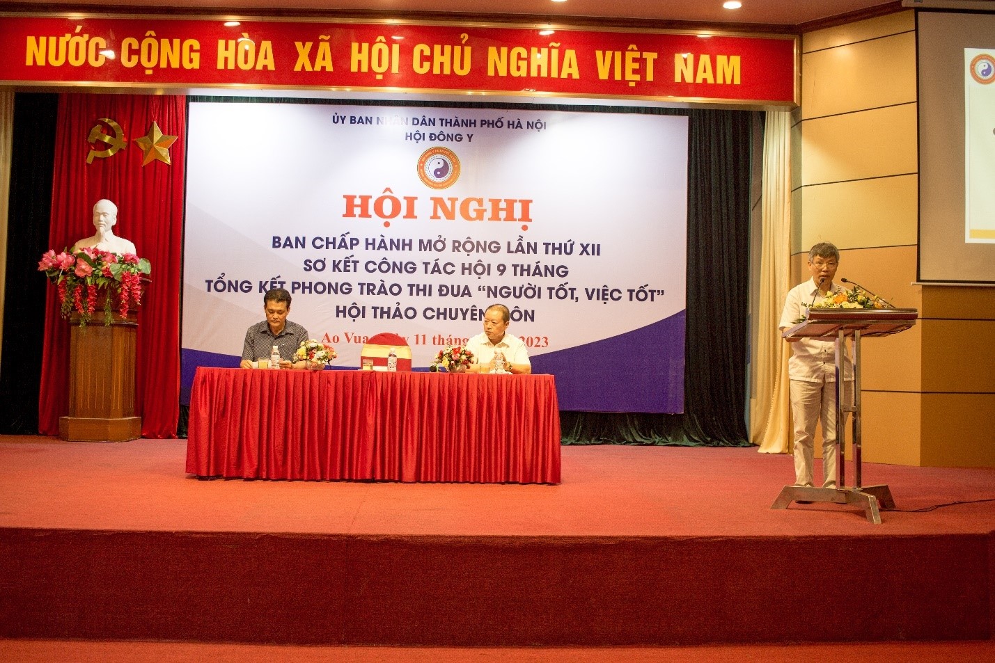HỘI ĐÔNG Y THÀNH PHỐ HÀ NỘI TỔ CHỨC HỘI NGHỊ BAN CHẤP HÀNH MỞ RỘNG LẦN THỨ XII, SƠ KẾT CÔNG TÁC HỘI, TỔNG KẾT PHONG TRÀO THI ĐUA “ NGƯỜI TỐT VIỆC TỐT ”