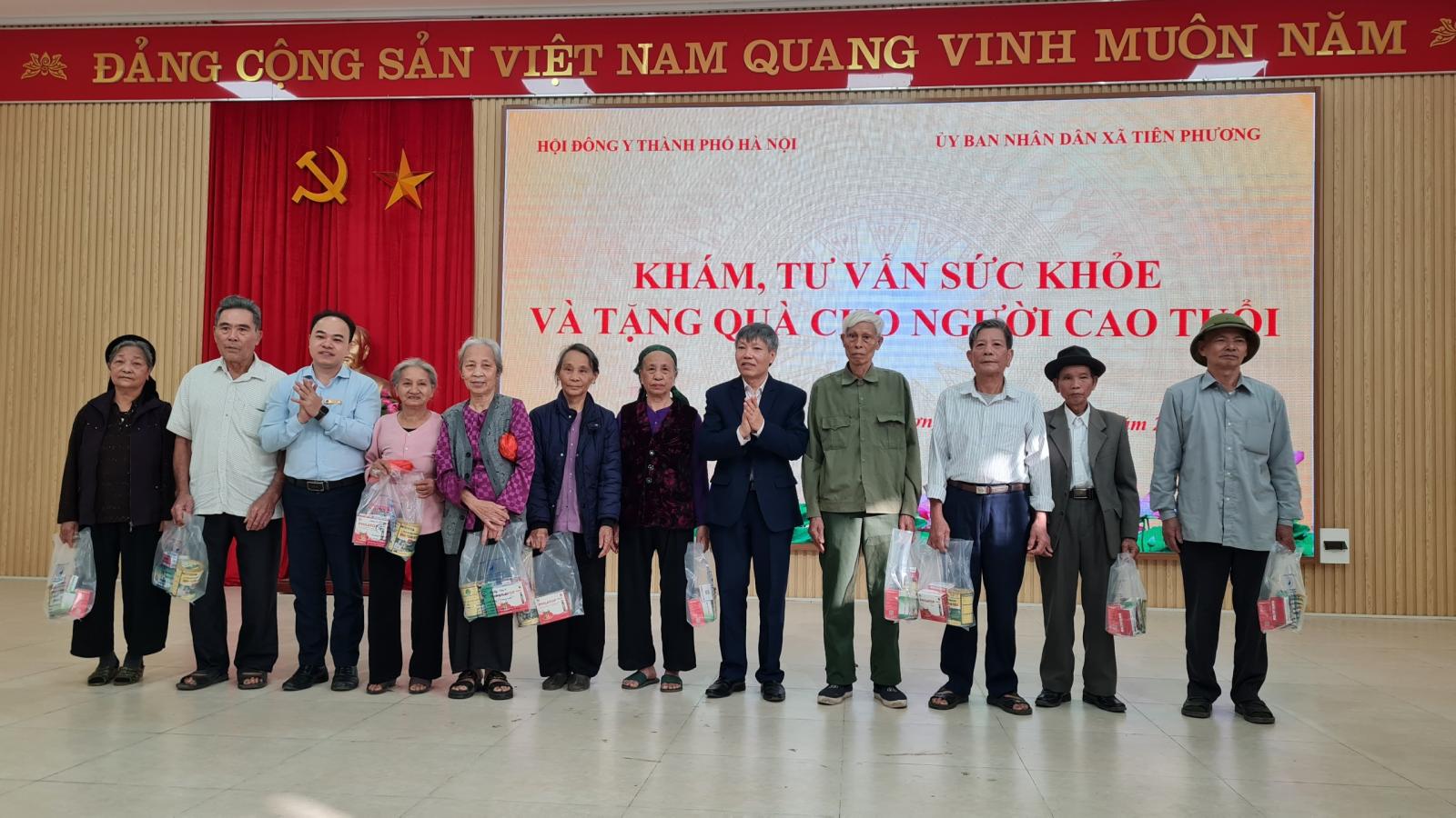 Đông tây y Trường Xuân hướng tới vì lợi ích và sức khỏe cộng đồng người Việt